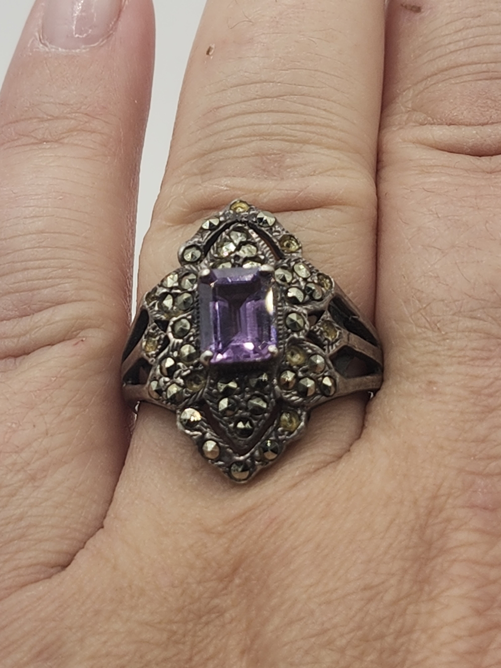 Vintage-Style Silver Ring with Purple Center Stone
